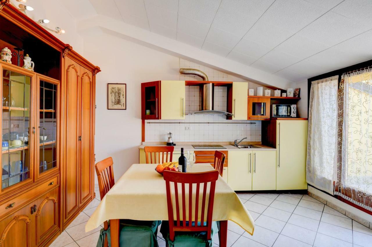 Sarno Apartments Caravaggio Sirmione Eksteriør billede