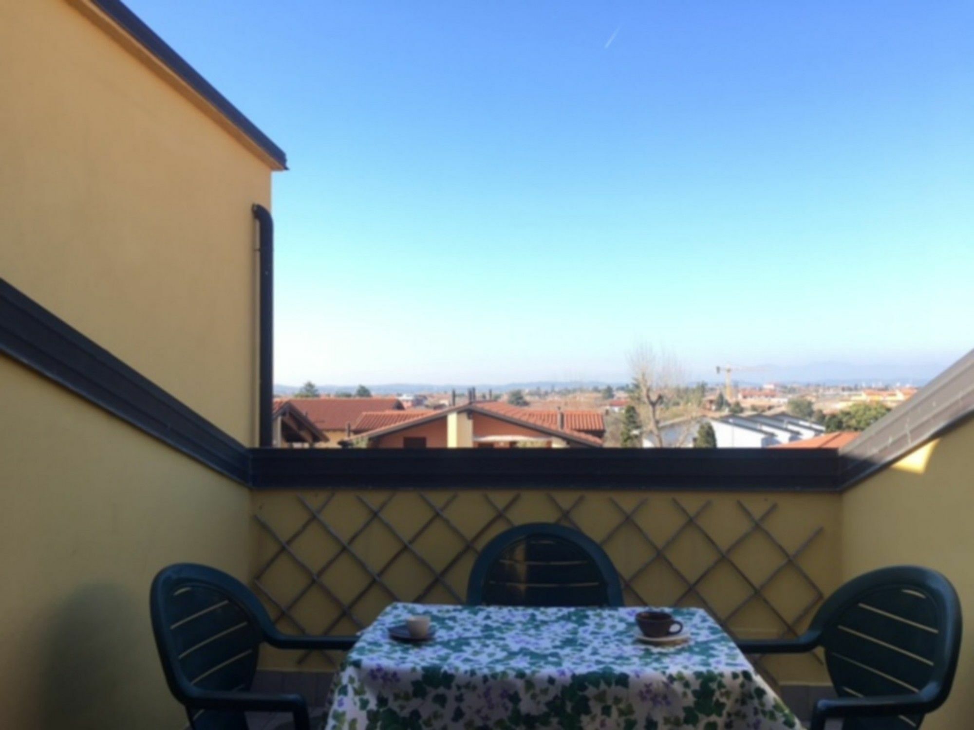 Sarno Apartments Caravaggio Sirmione Eksteriør billede